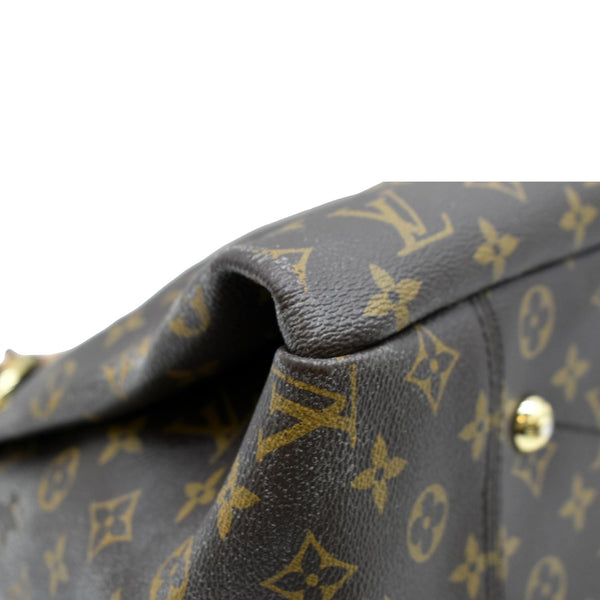 LOUIS VUITTON Artsy MM Monogram Canvas Hobo Bag Brown