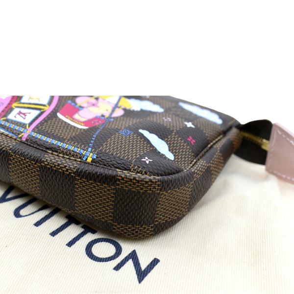 LOUIS VUITTON Christmas Animation Pochette Damier Ebene Accessoires Pouch Rose Ballerine