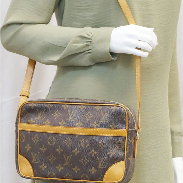 LOUIS VUITTON Trocadero 27 Monogram Canvas Shoulder Bag
