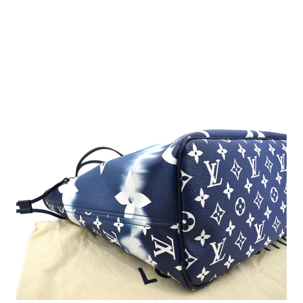 LOUIS VUITTON Neverfull LV Escale MM Monogram Shoulder Bag Blue
