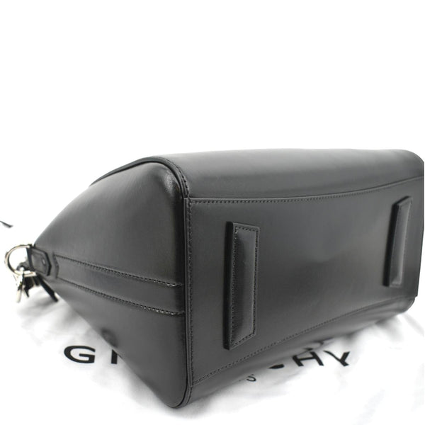 GIVENCHY Antigona Small Leather Shoulder Bag Black