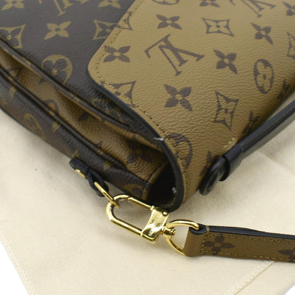 LOUIS VUITTON Metis Pochette Reverse Monogram Canvas Crossbody Bag Brown