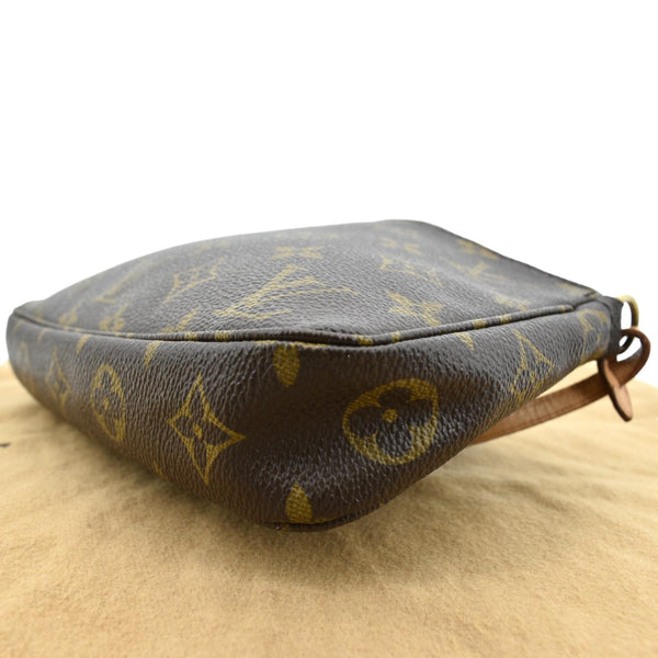 LOUIS VUITTON Pochette Monogram Canvas Accessoires Pouch Brown