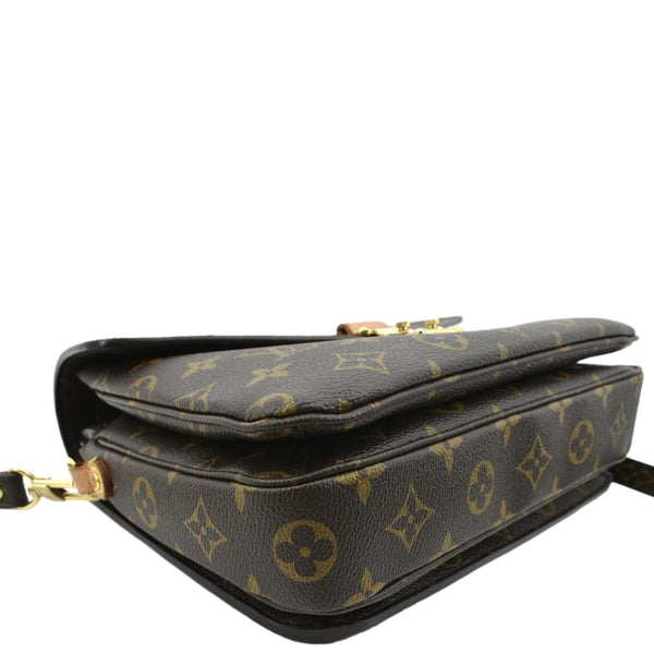 LOUIS VUITTON Metis Pochette Monogram Canvas Crossbody Bag Brown