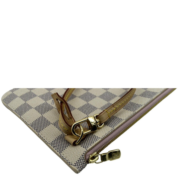 LOUIS VUITTON Neverfull Damier Azur Pochette Wristlet Pouch White