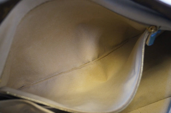 Louis Vuitton Artsy MM Monogram Canvas Tote Handbag - interior