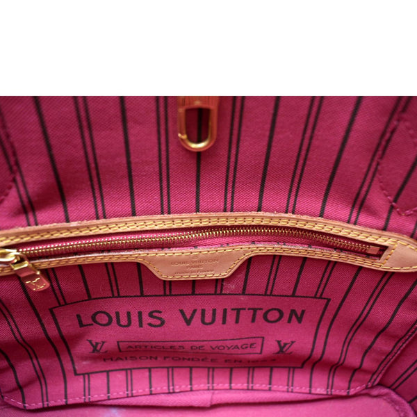 Louis Vuitton Neverfull PM Monogram Canvas Tote Bag - Inside Section