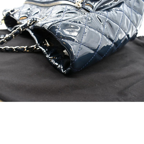 Chanel Chic Glitter Large Patent Leather Tote Bag Blue - Top Right
