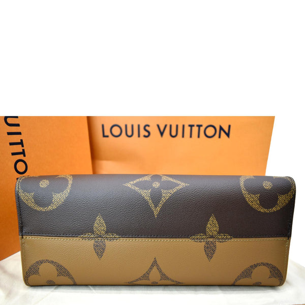 LOUIS VUITTON Onthego MM Giant Monogram Canvas Tote Shoulder Bag Brown
