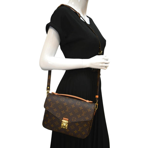 LOUIS VUITTON Metis Pochette Monogram Canvas Crossbody Bag Brown