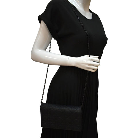 CHRISTIAN DIOR Lady Dior Cannage Leather Crossbody Chain wallet Black
