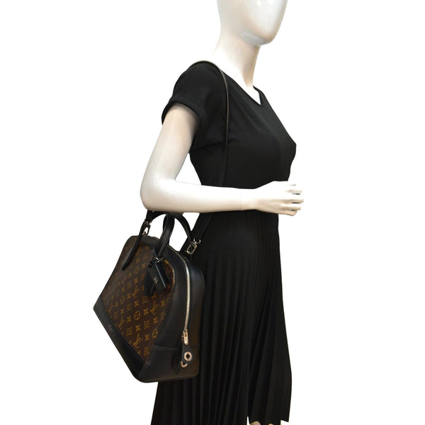 LOUIS VUITTON Dora MM Monogram Canvas Shoulder Bag Brown - Hot Deals