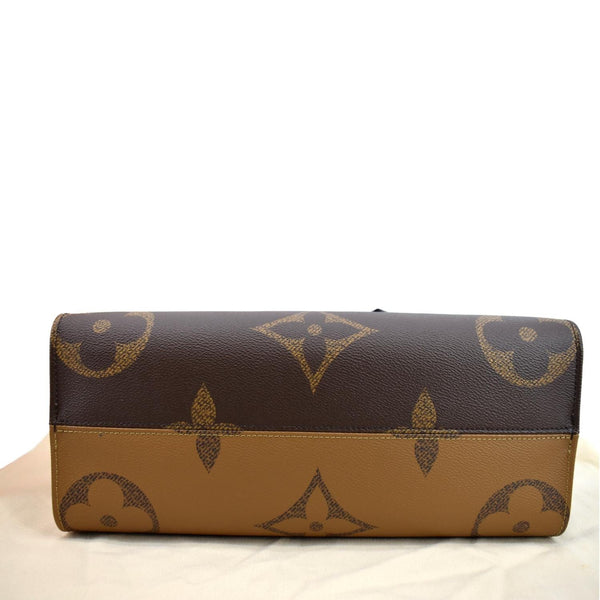 LOUIS VUITTON Onthego MM Giant Monogram Canvas Tote Shoulder Bag Brown