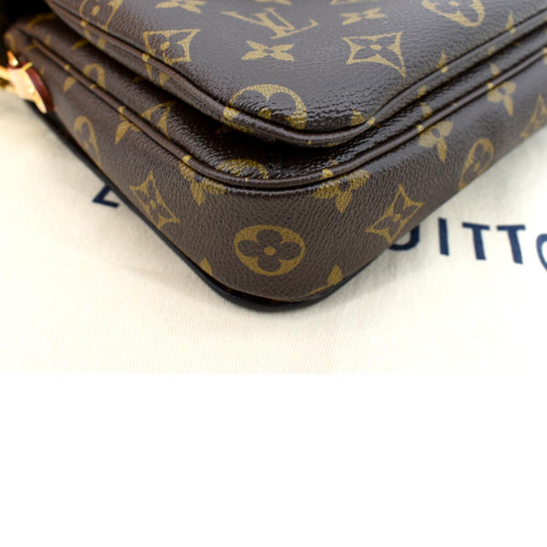 LOUIS VUITTON Metis Pochette Monogram Canvas Crossbody Bag Brown