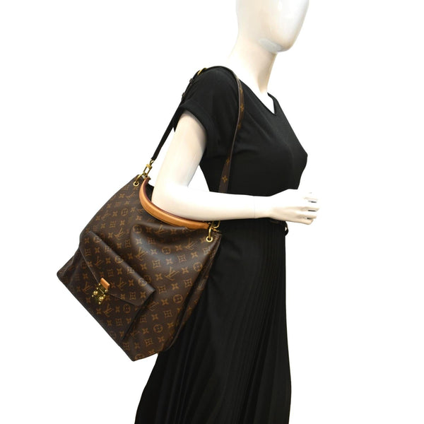 LOUIS VUITTON Metis Hobo Monogram Canvas Shoulder Bag Brown