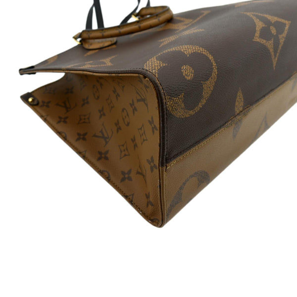 LOUIS VUITTON Onthego MM Giant Monogram Canvas Tote Shoulder Bag Brown