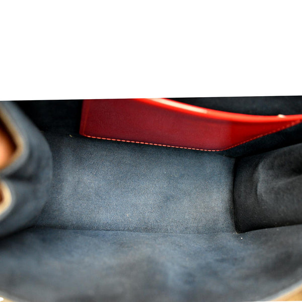 Louis Vuitton Wynwood Monogram Vernis Crossbody Bag - Inside