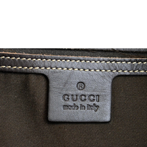 Gucci GG Supreme Canvas Messenger Shoulder Bag in Beige - Made In Italy