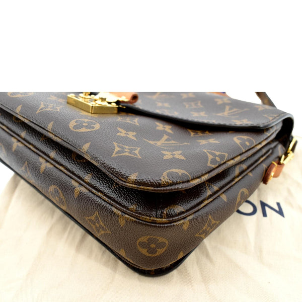 LOUIS VUITTON Metis Pochette Monogram Canvas Crossbody Bag Brown