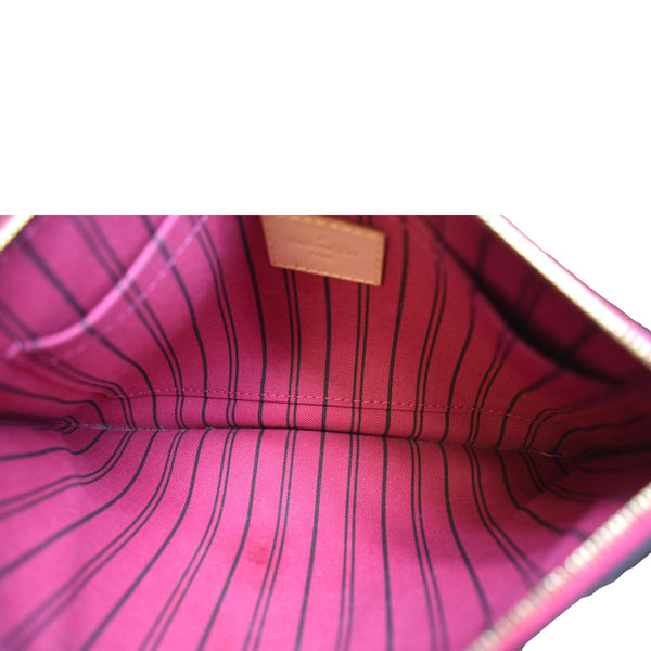 Louis Vuitton Neverfull Monogram Canvas Pochette Wristlet - Inside