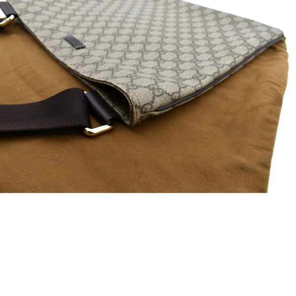 Gucci GG Supreme Canvas Messenger Shoulder Bag in Beige - Top Left