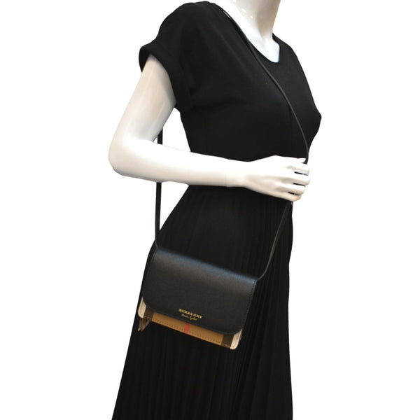 BURBERRY Hampshire House Check Wallet On Chain Crossbody Bag Beige