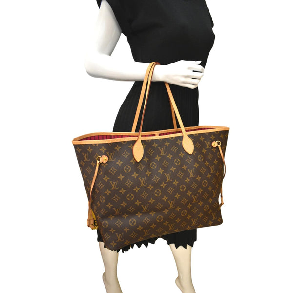 LOUIS VUITTON Neverfull GM Monogram Canvas Tote Bag Brown