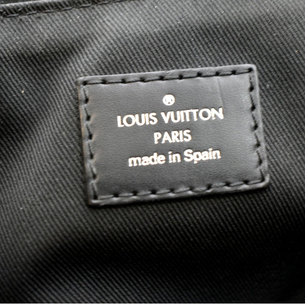 LOUIS VUITTON District PM Damier Graphite Messenger Bag Black