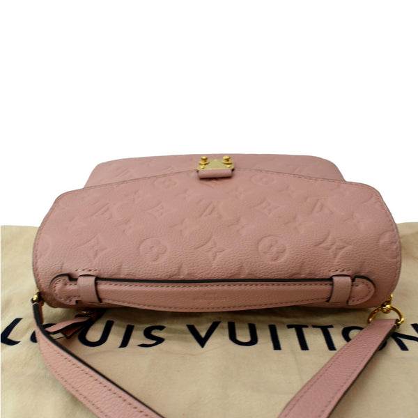 LOUIS VUITTON Metis Pochette Empreinte Leather Crossbody Bag Pink