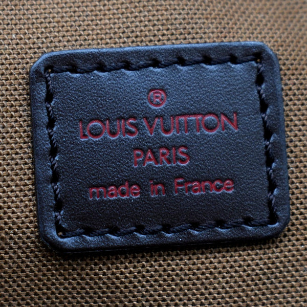 LOUIS VUITTON Dorsoduro Damier Ebene Messenger Crossbody Bag Brown