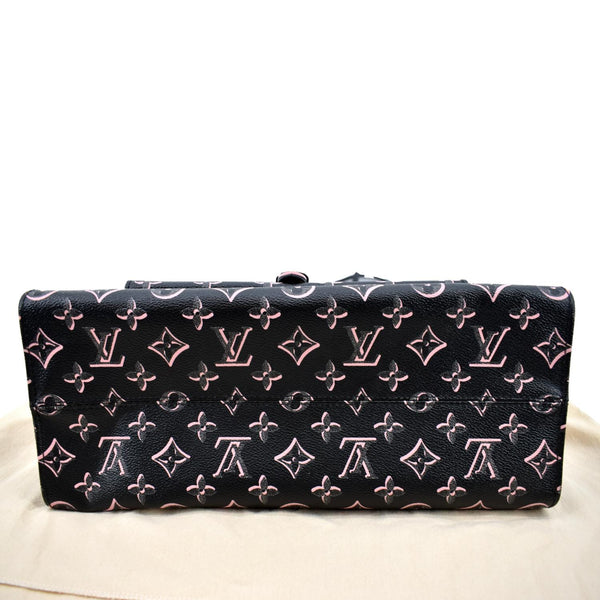 LOUIS VUITTON Onthego MM Fall For You Monogram Canvas Tote Shoulder Bag Black