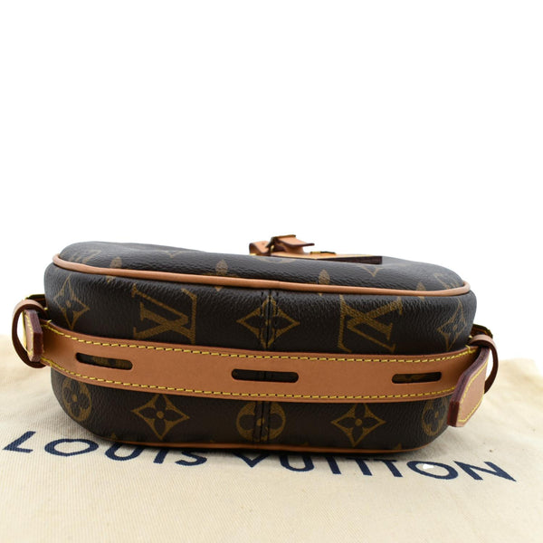 Louis Vuitton Boite Chapeau Souple MM Monogram Bag - Bottom