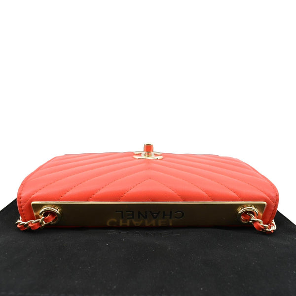 CHANEL Trendy CC Woc Lambskin Leather Crossbody Bag Red