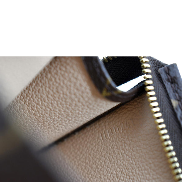 Louis Vuitton Toiletry 15 Monogram Cosmetics Pouch - Serial Number