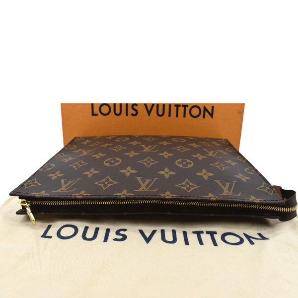 LOUIS VUITTON Toiletry 26 Monogram Canvas Cosmetic Pouch Brown