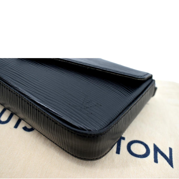 LOUIS VUITTON Felicie Pochette Epi Crossbody Bag Black