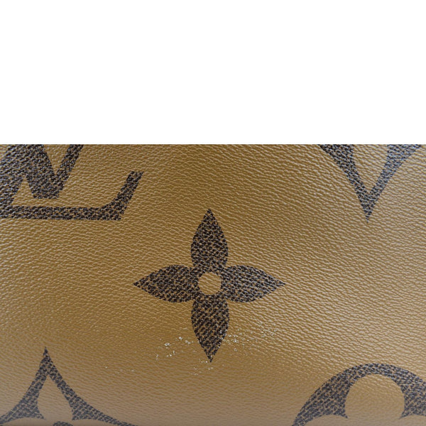 LOUIS VUITTON Onthego GM Giant Monogram Canvas Tote Shoulder Bag Brown