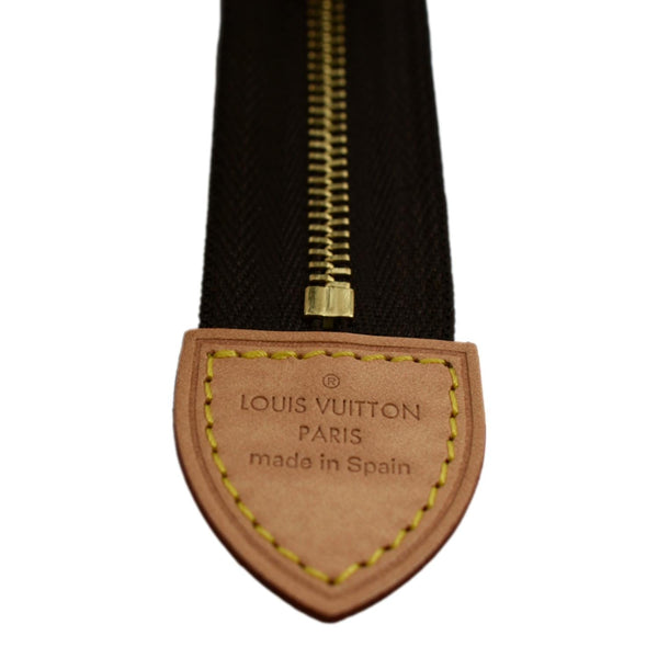 LOUIS VUITTON Toiletry 19 Monogram Canvas Cosmetics Pouch Brown