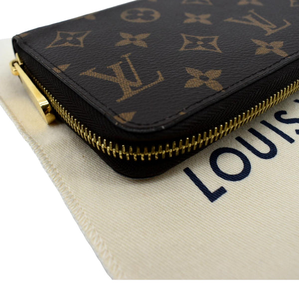 LOUIS VUITTON Monogram Canvas Zippy Wallet Brown