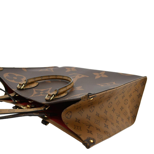 LOUIS VUITTON Onthego GM Giant Monogram Canvas Tote Shoulder Bag Brown