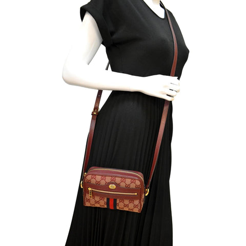 GUCCI Ophidia Mini GG Supreme Crossbody Bag Red 517350