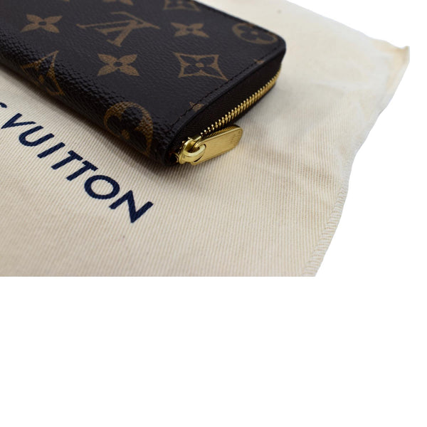 LOUIS VUITTON Monogram Canvas Zippy Coin Purse Brown - sold