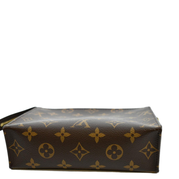 LOUIS VUITTON Toiletry 19 Monogram Canvas Cosmetics Pouch Brown