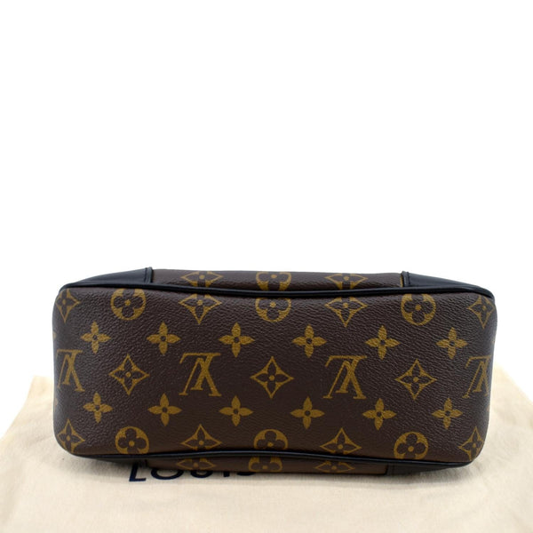 LOUIS VUITTON Boulogne NM Monogram Canvas Shoulder Bag Brown