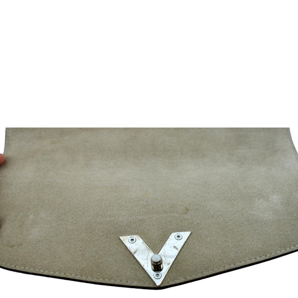 LOUIS VUITTON Very Calfskin Leather Saddle Shoulder Bag Khaki Green