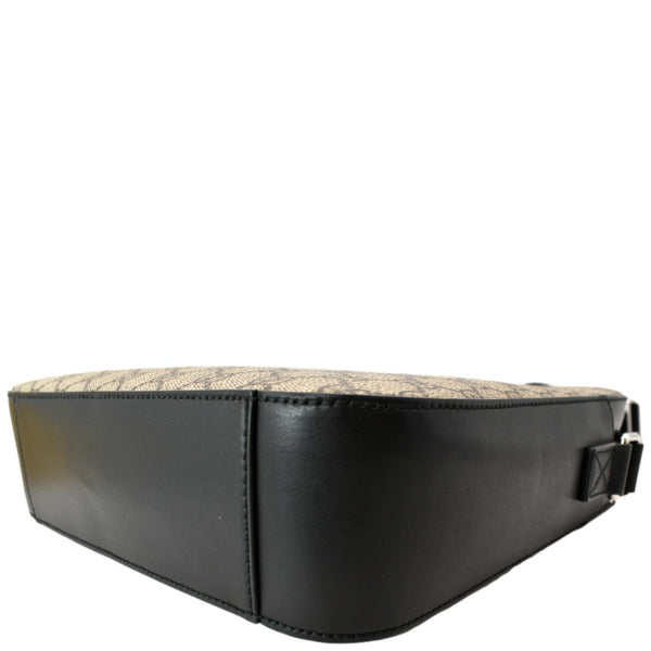 GUCCI Flat GG Supreme Canvas Messenger Bag Beige 473878