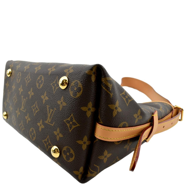 Louis Vuitton Carryall PM Monogram Canvas Shoulder Bag - Bottom Right