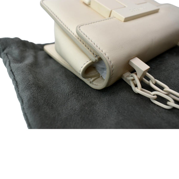 TOM FORD T Clasp Small Leather Shoulder Bag Beige-DDH