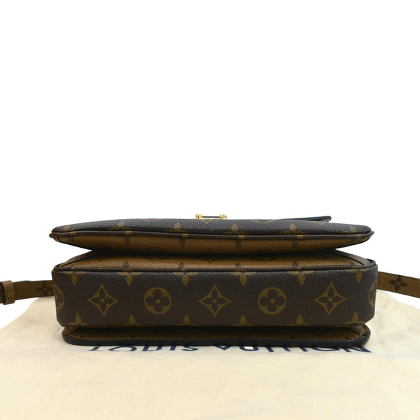 LOUIS VUITTON Metis Pochette Reverse Monogram Canvas Crossbody Bag Brown