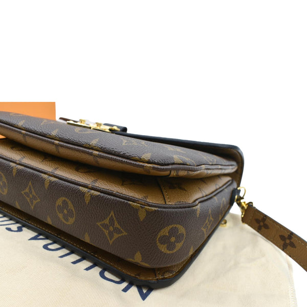 LOUIS VUITTON Metis Pochette Reverse Monogram Canvas Crossbody Bag Brown